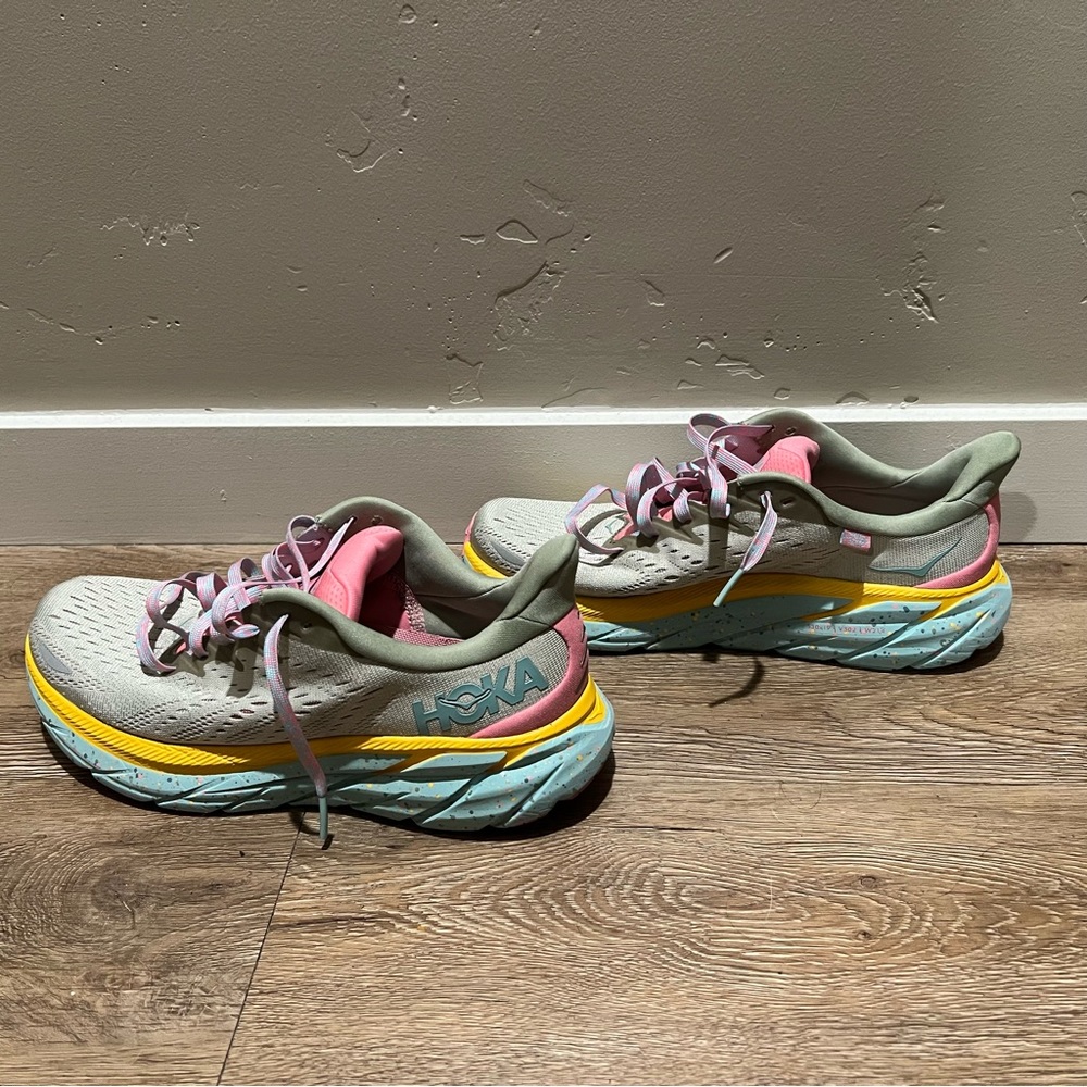 Hoka Clifton 8 Free People